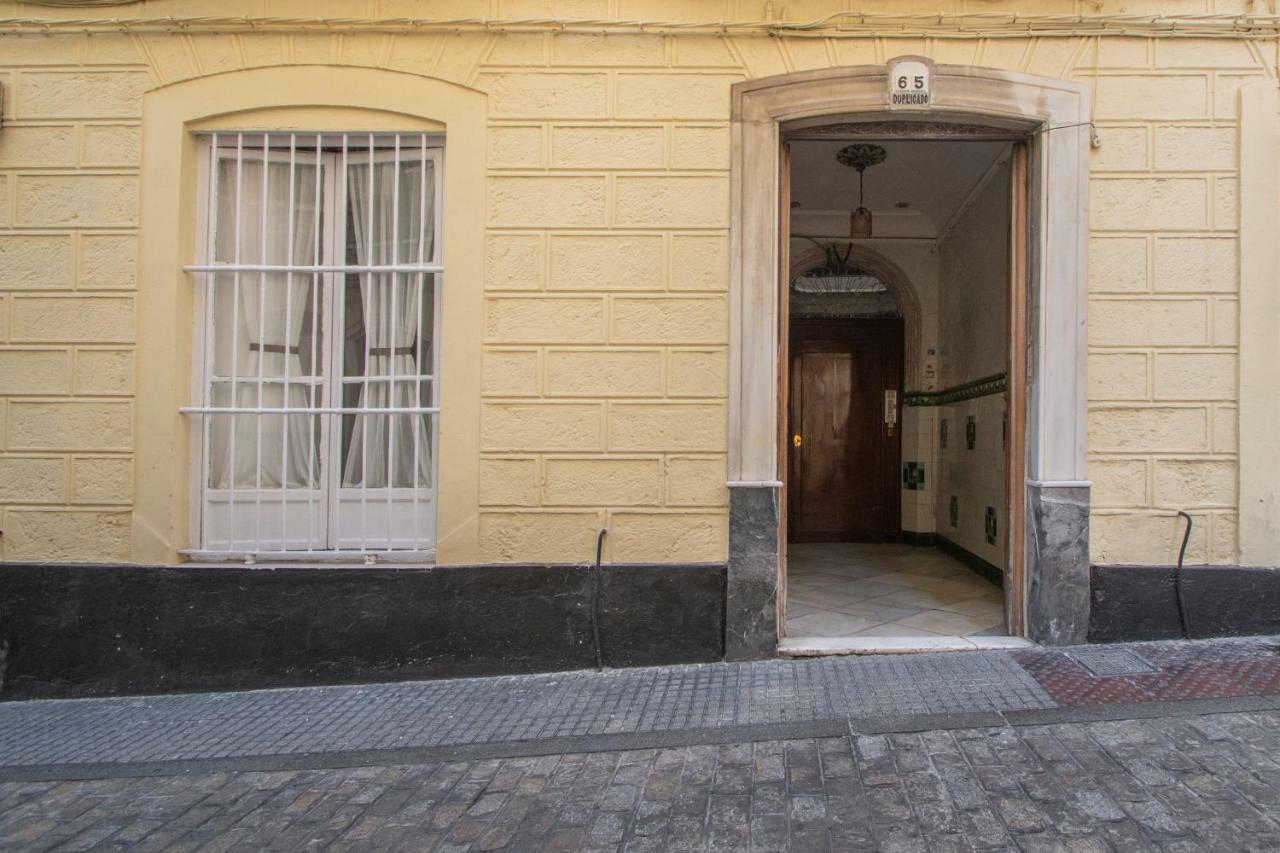 Apartamentos Las Musas De Cadiz Luaran gambar